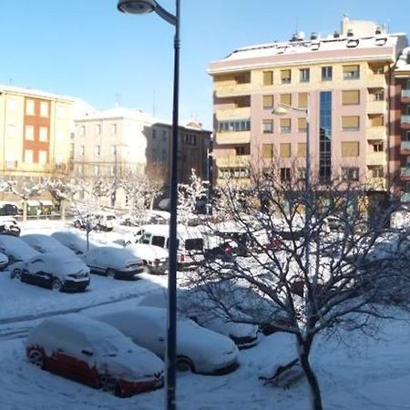 Www Apartamento Conde De Leon Wordpress Com Parking Opcional Екстериор снимка