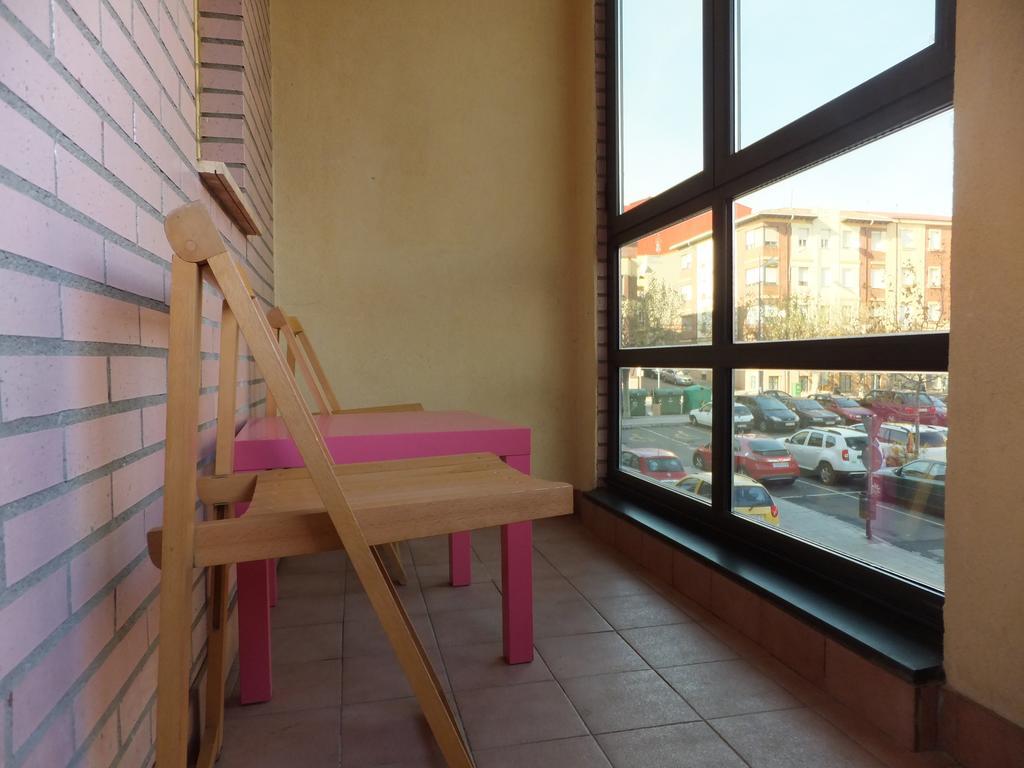 Www Apartamento Conde De Leon Wordpress Com Parking Opcional Екстериор снимка