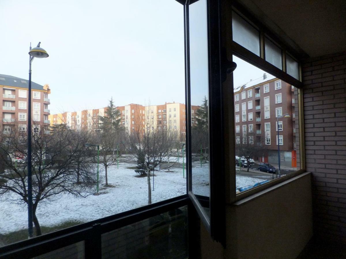 Www Apartamento Conde De Leon Wordpress Com Parking Opcional Екстериор снимка